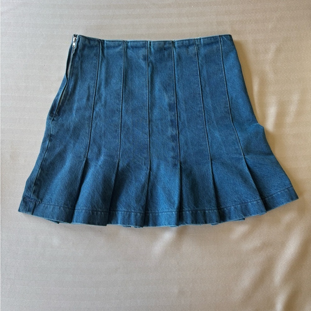 Zara Teal Mini Skirt - Picture 2 of 4